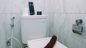 Studio | Kamar mandi