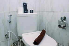 สตูดิโอ | ห้องน้ำ | ของใช้ในห้องน้ำฟรี, ผ้าเช็ดตัว