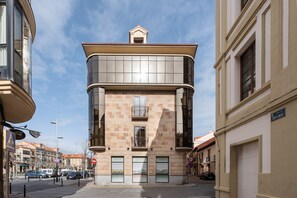 Facciata della struttura