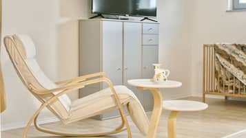 Signature Room | Living area