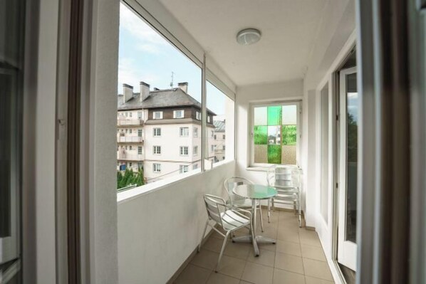 3 bedrooms, iron/ironing board, cots/infant beds, free WiFi - Easyapartments Riverside (Salzburg)