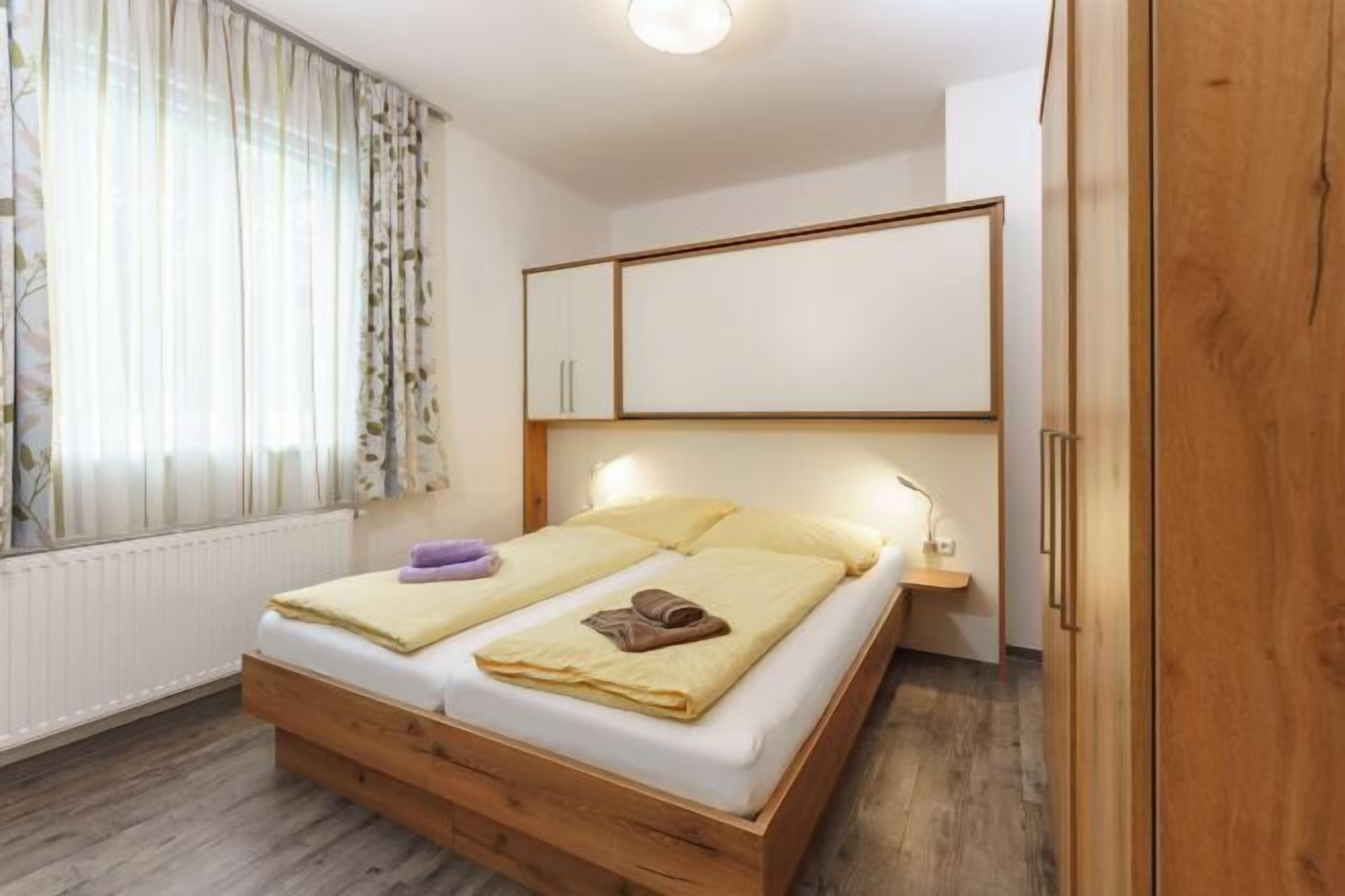 3 bedrooms, iron/ironing board, cots/infant beds, free WiFi