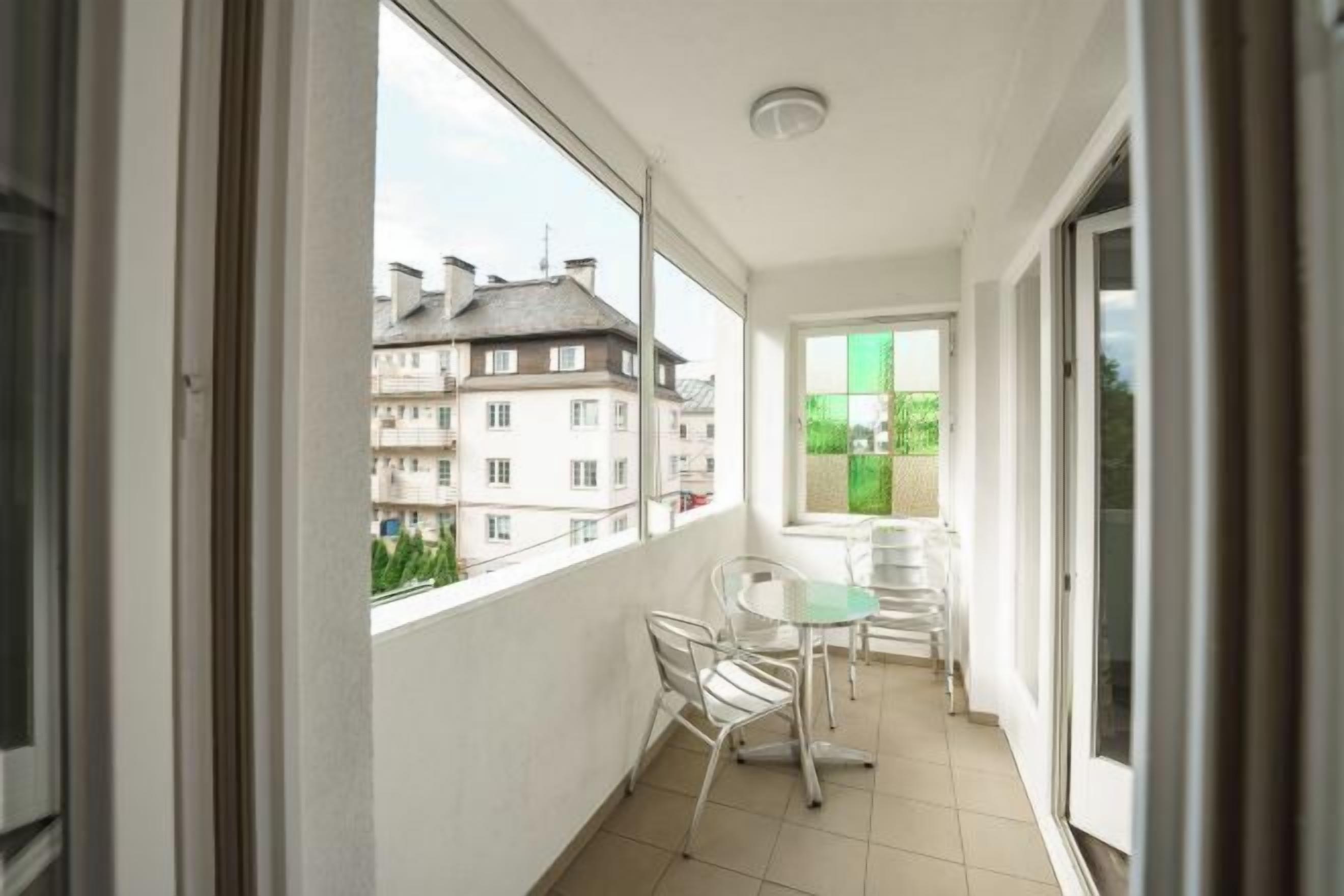 3 bedrooms, iron/ironing board, cots/infant beds, free WiFi