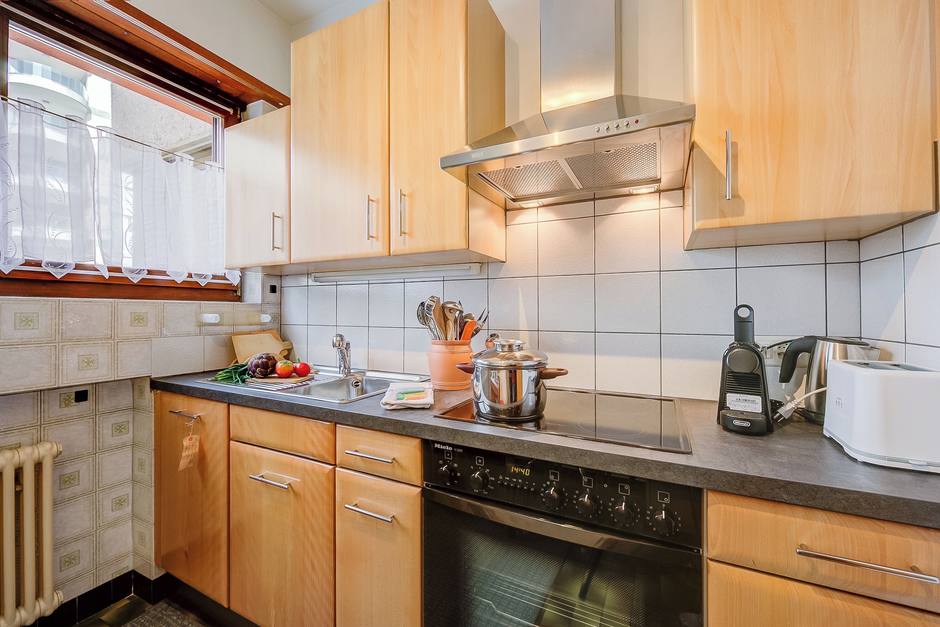 Standard Apartment, Multiple Bedrooms (Top Of The Spots) | Private kitchen | Fridge, oven, stovetop, dishwasher
