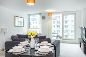 تناول الطعام