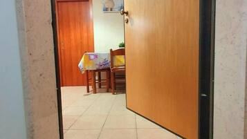 Apartemen, 2 kamar tidur, Boleh Merokok, balkon | Pintu masuk properti