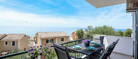 Apartment, 1 Bedroom, Smoking, Balcony | Balcony