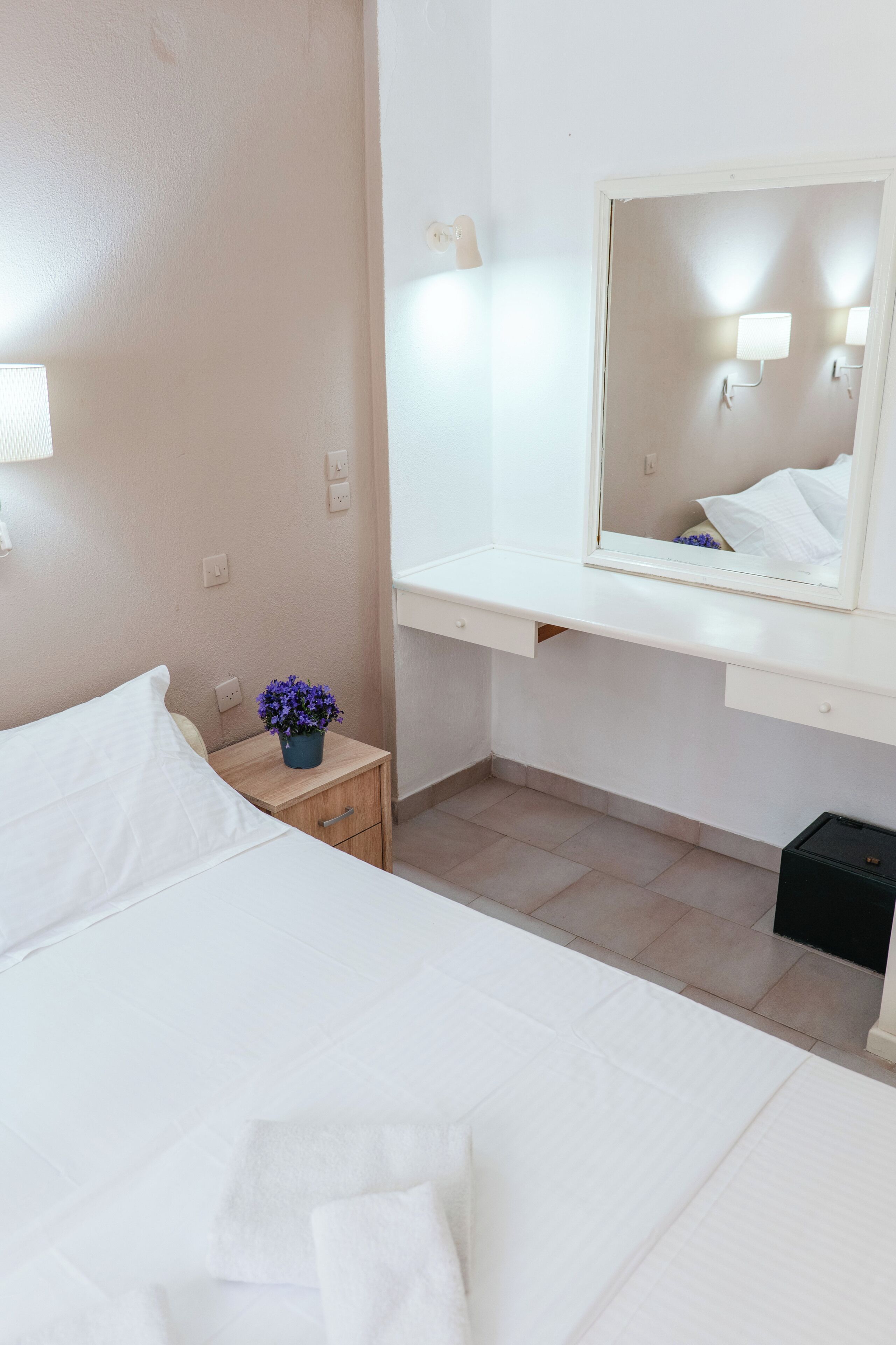Apartment, 1 Bedroom, Smoking, Balcony | 2 bedrooms, iron/ironing board