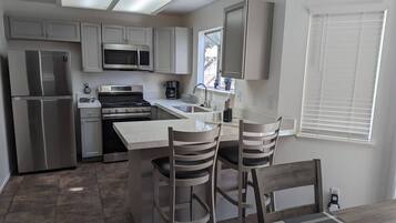 House, 1 Bedroom, Accessible | Interior