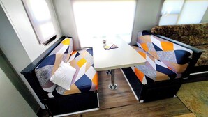 Unclassified image, 4 of 21, button - Wildwood Camper De Sleeps 6-7, (Dover)