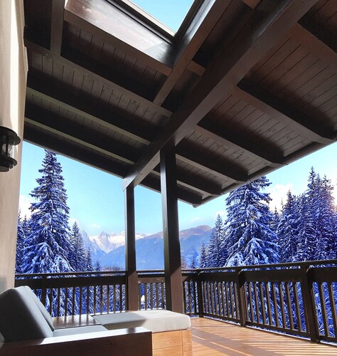 Apartment on the ski Slopes at Plan de Corones