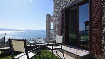 Villa, 5 Bedrooms, Accessible, Private Pool | Outdoor dining