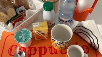 Room, 1 Bedroom, Balcony, City View | Interior