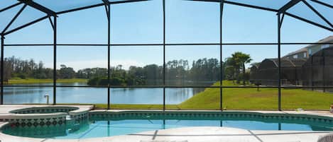 Villa, 5 habitaciones, alberca privada, vista al jardín | Alberca