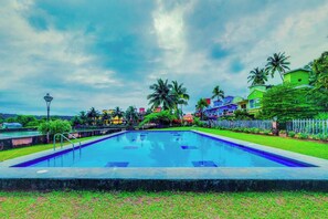 Villa, 3 Schlafzimmer, Raucher, Terrasse | Pool | Außenpool