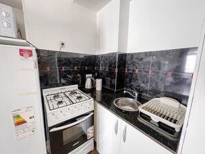 Private kitchen - Spacious Loft In Downtown Rosario - Fully Equipped (Rosario)