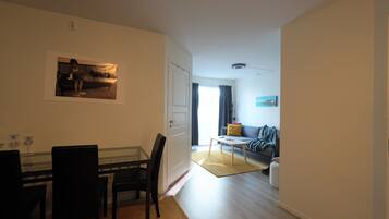 Lejlighed - 2 soveværelser - terrasse | Spiseområde