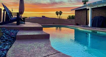 Welcome to Casa Azul Havasu, Resort Style Backyard With Pool & Spa