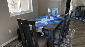 Nhà, 3 phòng ngủ, hút thuốc, hồ bơi riêng | Phòng ăn