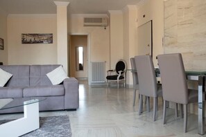 Living area - Crispi 20 Junior Suite (Rome)