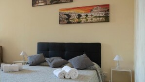 Unclassified image, 2 of 13, button - Crispi 20 Junior Suite (Rome)