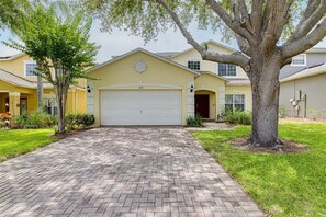 Villa, 5 Bedrooms, Private Pool, Garden View | Exterior - 5 Bedroom Executive Pool Home With Games Room (Davenport)