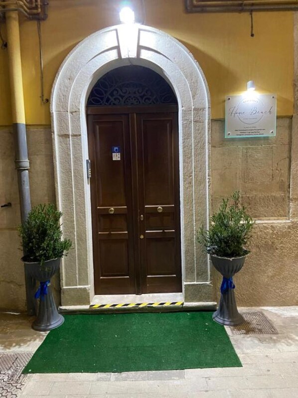 Entrada de la propiedad