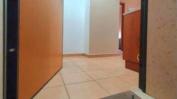 Apartment, 2 Bedrooms, Smoking, Balcony | Property entrance