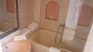 Bathroom - The House Just 8 km From Essaouira and its Beaches (Essaouira)