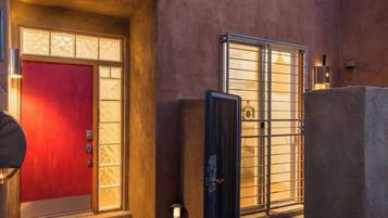 House, 2 Bedrooms, Patio, Garden View | Bahagian luar