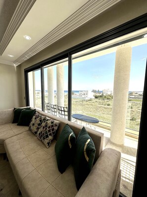 公寓, 3 间卧室, 吸烟房, 阳台 | 起居区