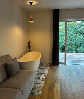 Comfort Suite, Garden View