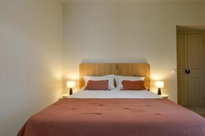 In-room safe, iron/ironing board, free WiFi - L'Orangeraie d'Afa (Afa)