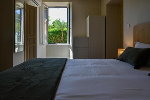 In-room safe, iron/ironing board, free WiFi - L'Orangeraie d'Afa (Afa)