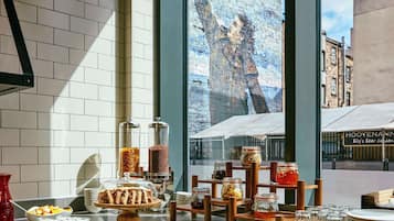 Daily buffet breakfast (GBP 20 per person)