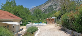 House in the Walnuts