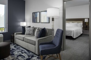 55-inch LED TV with cable channels, Netflix, streaming services - Home2 Suites by Hilton Covington (Covington)