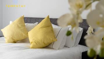 2 bedrooms, iron/ironing board, WiFi, bed sheets