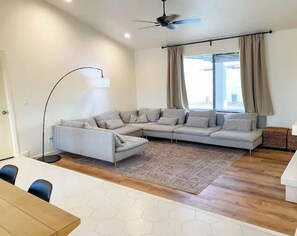 Smart TV, fireplace, video games, books