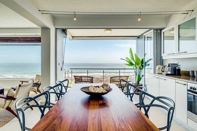 Uninterrupted Ocean Views in Mouille Point (Atlantic Vistas)