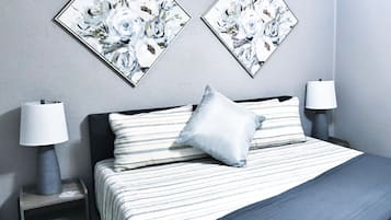 2 bedrooms, iron/ironing board, free WiFi, bed sheets