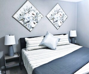 2 habitaciones, tabla de planchar con plancha y wifi gratis 