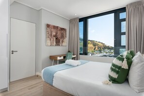 1 Schlafzimmer, Schreibtisch, Bügeleisen/Bügelbrett, Internetzugang