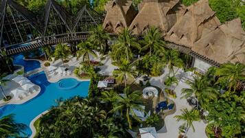 Indoor pool, outdoor pool