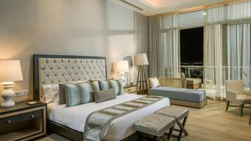 3 bedrooms, in-room safe, iron/ironing board, travel crib