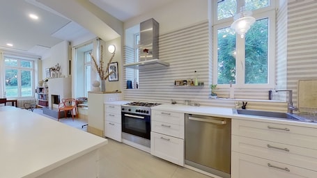 Shared fridge, microwave