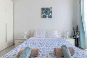 2 Schlafzimmer, Schreibtisch, Bügeleisen/Bügelbrett, kostenloses WLAN
