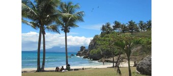 Villa Anse Vinaigri - Beach on foot 