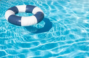 Pool - La Ronde Three - Oceanstays - Unit 3 (Yamba)