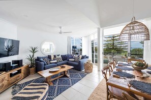 TV, DVD player, stereo, offices